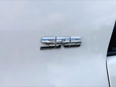 Used 2022 Toyota 4Runner SR5 Premium w/ Moonroof Package AWD/4WD image 10