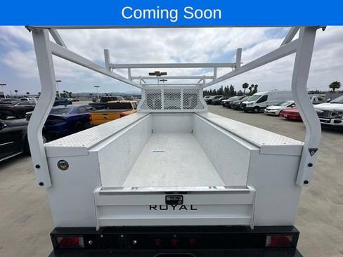 Used 2024 Ford Transit 350 w/ Interior Upgrade Package RWD image 3