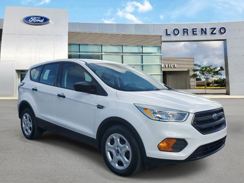 Used 2017 Ford Escape S image 3