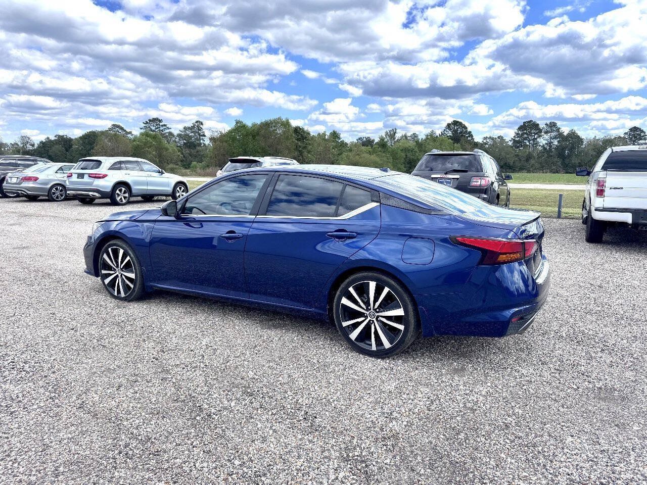 Used 2020 Nissan Altima 2.5 SR FWD image 10
