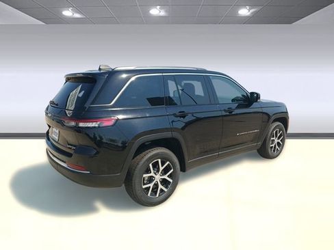 New 2023 Jeep Grand Cherokee Limited image 7