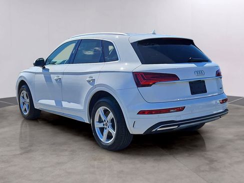 Certified 2023 Audi Q5 2.0T Premium w/ Convenience Package AWD/4WD image 4