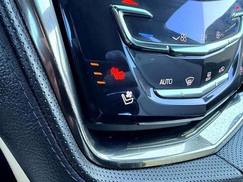 Used 2018 Cadillac CTS Luxury image 34