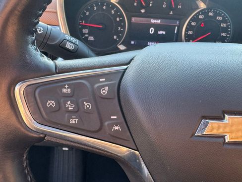 Used 2021 Chevrolet Equinox Premier image 33