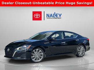 Used 2023 Nissan Altima 2.5 SL image 1