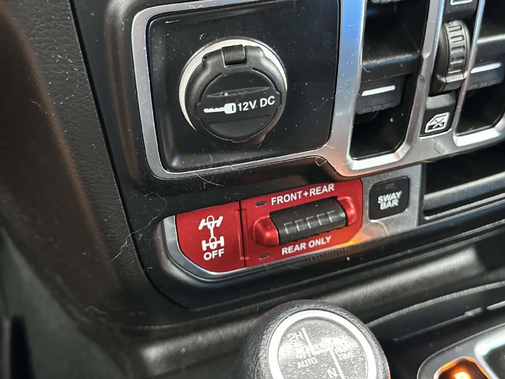 Used 2022 Jeep Wrangler Unlimited Rubicon 4xe AWD/4WD image 28