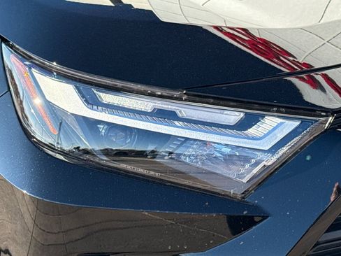 New 2025 Toyota RAV4 XLE image 31