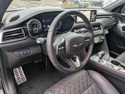 Used 2025 Genesis G70 3.3T Advanced w/ Sport Prestige Package RWD image 9