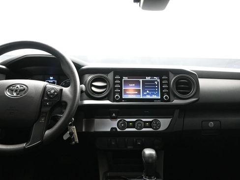 Used 2022 Toyota Tacoma SR w/ SR Convenience Package RWD image 18