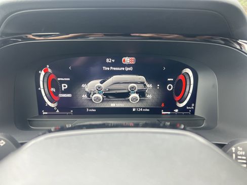 New 2026 Nissan Pathfinder SL FWD image 10