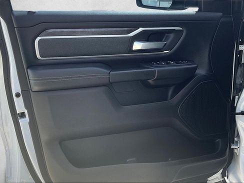 Used 2021 RAM 1500 Big Horn RWD image 17