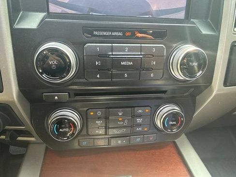 Used 2017 Ford F150 King Ranch w/ Equipment Group 601A Luxury AWD/4WD image 14