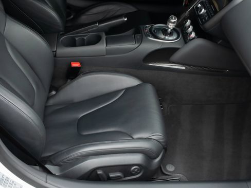 Used 2012 Audi R8 V8 AWD/4WD image 17