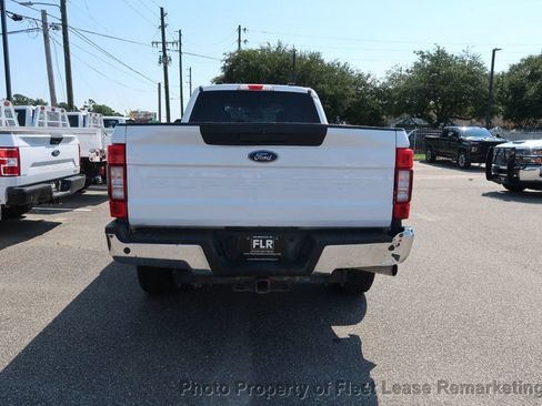 Used 2022 Ford F250 XLT w/ XLT Value Package AWD/4WD image 4