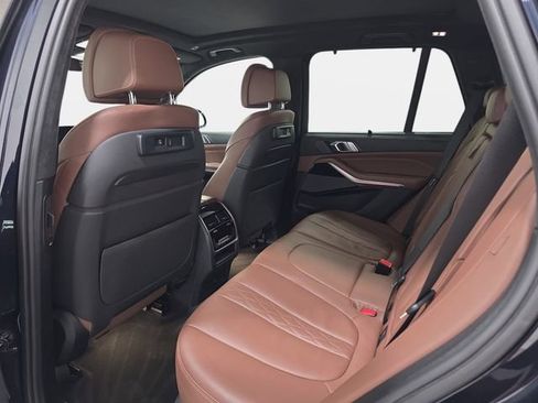 Used 2020 BMW X5 M50i w/ Executive Package image 12