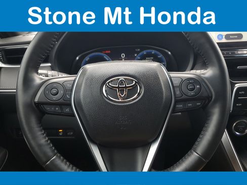 Used 2024 Toyota Venza image 23