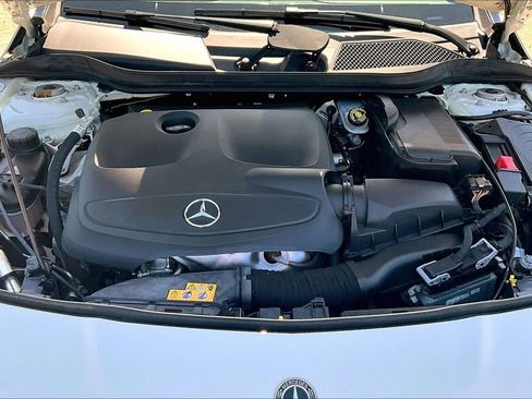 Used 2018 Mercedes-Benz CLA 250 image 30
