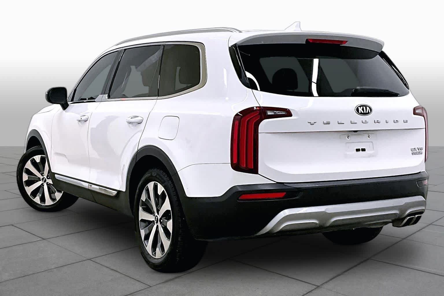 Used 2021 Kia Telluride EX w/ EX Premium Package FWD image 12