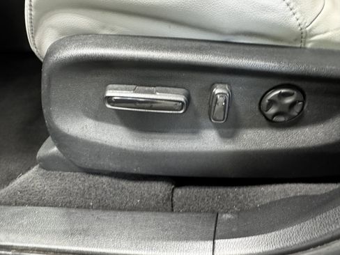 Used 2017 Honda CR-V EX-L image 30