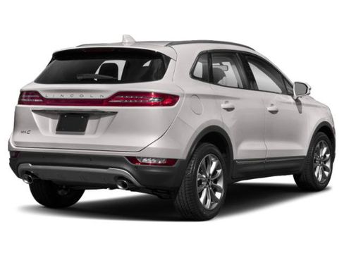 Used 2019 Lincoln MKC Premiere FWD image 2