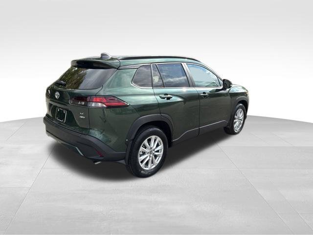 New 2026 Toyota Corolla Cross LE w/ Moonroof Package AWD/4WD image 6