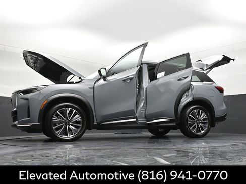 Certified 2026 INFINITI QX60 Luxe w/ Family Package AWD/4WD image 42