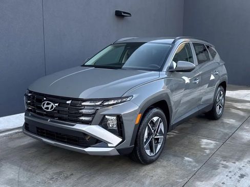 New 2026 Hyundai Tucson SEL image 1