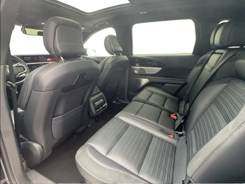 Used 2024 Lincoln Nautilus Reserve w/ Equipment Group 203A AWD/4WD image 20