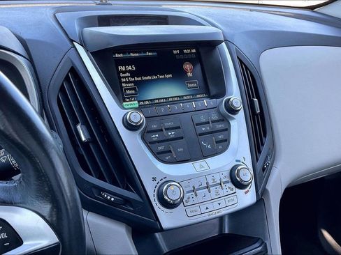 Used 2017 Chevrolet Equinox Premier w/ Enhanced Convenience Package image 24