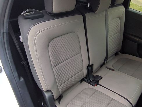 Used 2022 Ford Escape SE image 23