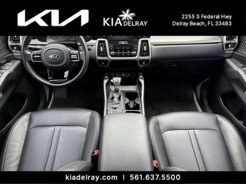 Certified 2021 Kia Sorento S w/ Panoramic Sunroof Package FWD image 11