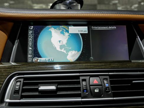 Used 2014 BMW 750i RWD image 24