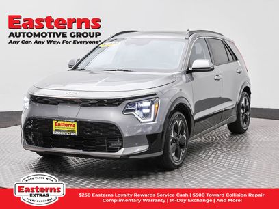 Used 2023 Kia Niro Wave w/ Wave Preserve Package