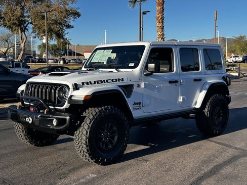 Used 2025 Jeep Wrangler Unlimited Rubicon 392 image 2