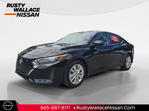 Certified 2025 Nissan Sentra S FWD image 1