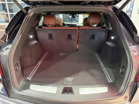 Used 2024 Cadillac XT5 Premium Luxury image 8