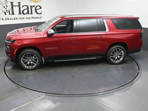 New 2026 Chevrolet Suburban Premier w/ Sun And Tow Package AWD/4WD image 37