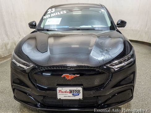 Certified 2023 Ford Mustang Mach-E Select image 5