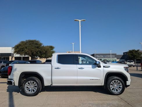 Used 2024 GMC Sierra 1500 Denali AWD/4WD image 3