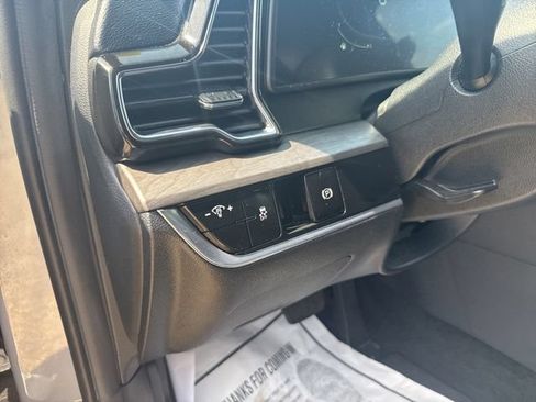 Used 2023 Kia Sportage X-Line AWD/4WD image 14