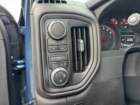 Used 2024 GMC Sierra 1500 Pro w/ Pro Value Package image 31