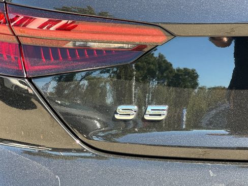 Used 2018 Audi S5 Premium Plus w/ Navigation Package AWD/4WD image 25