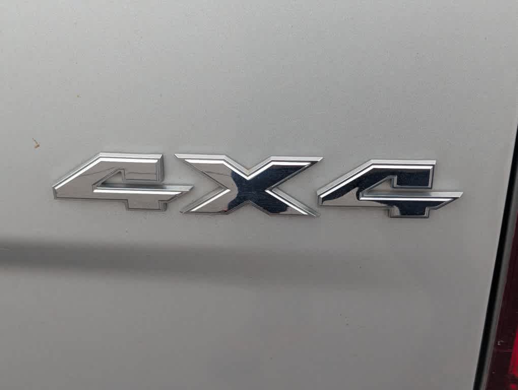 Used 2013 RAM 2500 Tradesman w/ Chrome Appearance Group AWD/4WD image 9