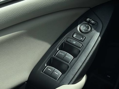 Certified 2018 Honda Accord Touring image 29