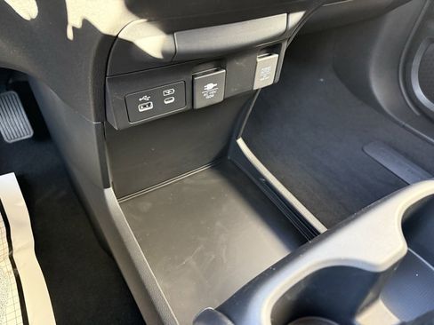 New 2026 Honda Odyssey Touring image 23