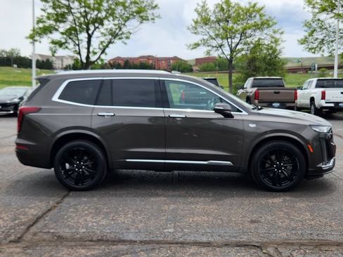 Used 2020 Cadillac XT6 Premium Luxury AWD/4WD image 7