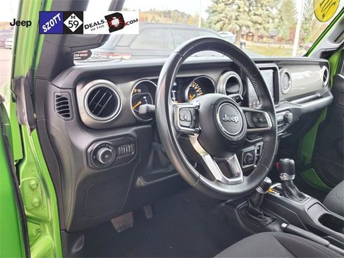Used 2018 Jeep Wrangler Unlimited Sahara w/ Dual Top Group image 18