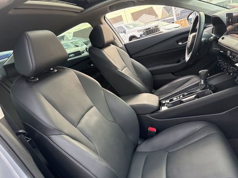 Used 2025 Honda Accord Touring image 28