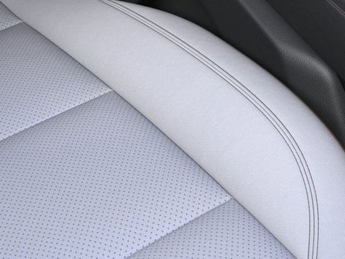 New 2026 Chevrolet Traverse High Country w/ LPO, Floor Liner Package image 25