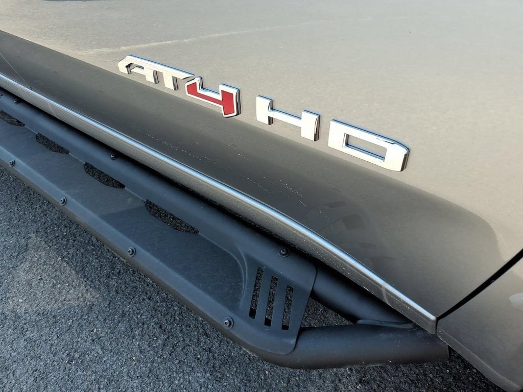 New 2026 GMC Sierra 2500 AT4 w/ Max Trailering Package AWD/4WD image 11